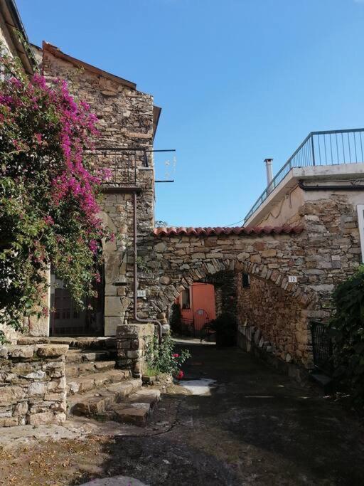 Studio Pietra E Charme Diano San Pietro Kültér fotó